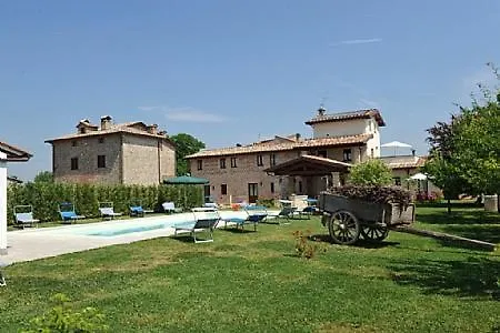 Sleeps 4 Pool Wifi * Citerna