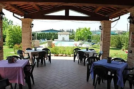 Sleeps 4 Pool Wifi דירה Citerna